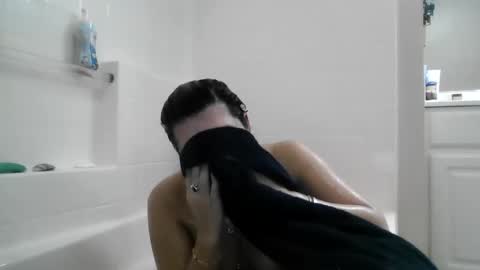 Snapshot of bj4290 chatting on 05/12/26, 04:59 bj4290 online show from 05/12/26, 04:59
