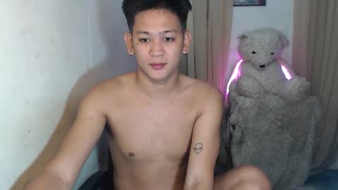 alex online show from 11/04/25, 03:44