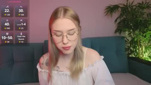 Julia online show from 03/21/26, 02:20