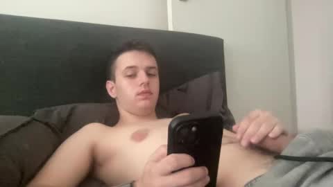 Snapshot of bl692005 chatting on 03/12/25, 01:25 bl692005 online show from 03/12/25, 01:25