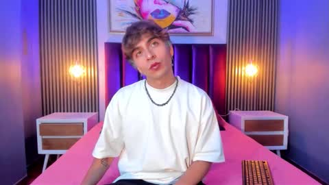  Oliver  online show from 04/23/26, 06:14