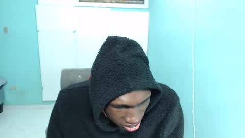 Snapshot of black30cmdick chatting on 12/21/25, 02:13 maquina online show from 12/21/25, 02:13