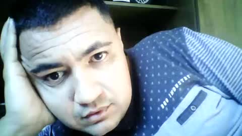 black974430 online show from 11/01/25, 10:50