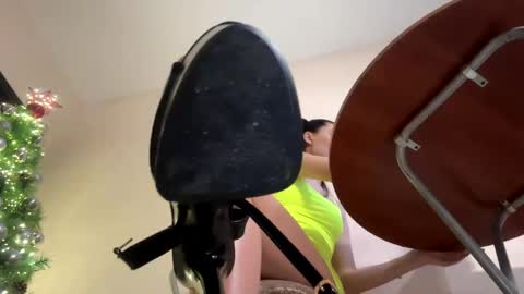 Alexandra online show from 01/11/25, 12:50