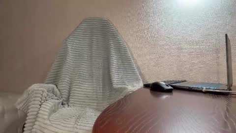 Snapshot of black_alex_ chatting on 06/28/26, 05:52 Alexandra online show from 06/28/26, 05:52