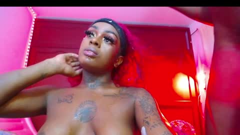 black_butterfly777 online show from 04/23/26, 05:08
