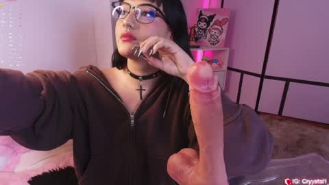Snapshot of black_cryystal chatting on 07/29/26, 07:28 Crystal3 online show from 07/29/26, 07:28
