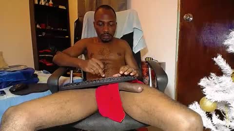 Snapshot of black_diamond_t chatting on 12/22/24, 10:25 Black Diamond online show from 12/22/24, 10:25