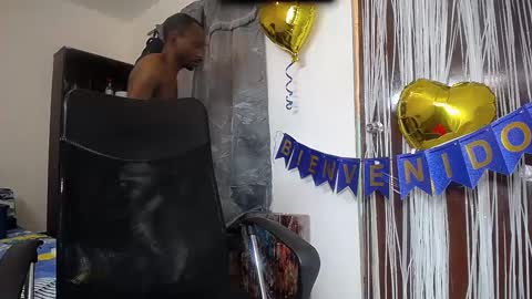 Snapshot of black_diamond_t chatting on 01/15/25, 12:51 Black Diamond online show from 01/15/25, 12:51