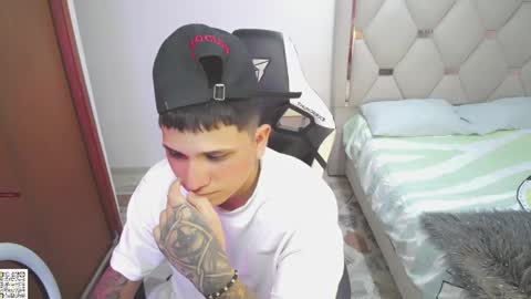 Black diamondd  online show from 04/25/26, 03:53