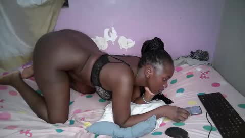 Snapshot of black_drip chatting on 02/26/26, 12:26 black_drip online show from 02/26/26, 12:26