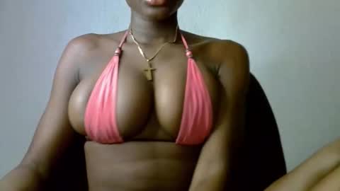 Snapshot of black_ebonyqueen chatting on 09/30/25, 08:30 Esthy online show from 09/30/25, 08:30
