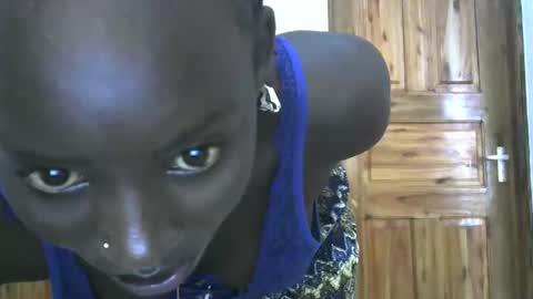 black_hot233 online show from 03/11/25, 04:21