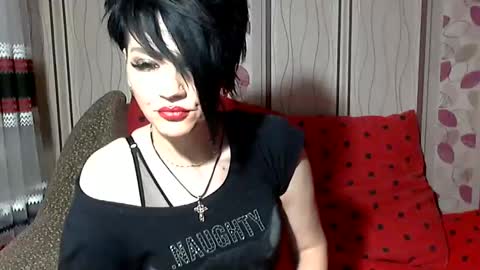 Snapshot of black_hot_01 chatting on 12/15/24, 07:24 black_hot_01 online show from 12/15/24, 07:24