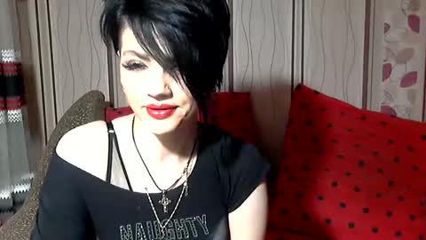Snapshot of black_hot_01 chatting on 12/23/24, 06:44 black_hot_01 online show from 12/23/24, 06:44