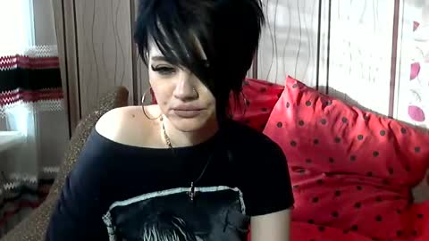 Snapshot of black_hot_01 chatting on 01/05/25, 08:00 black_hot_01 online show from 01/05/25, 08:00