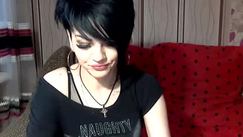 Snapshot of black_hot_01 chatting on 01/19/25, 10:06 black_hot_01 online show from 01/19/25, 10:06