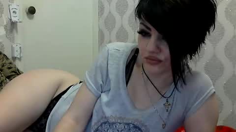 Snapshot of black_hot_01 chatting on 02/03/25, 02:13 black_hot_01 online show from 02/03/25, 02:13