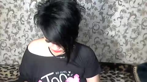 Snapshot of black_hot_01 chatting on 09/08/25, 10:09 black_hot_01 online show from 09/08/25, 10:09