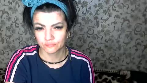 black_hot_01 online show from 10/26/25, 03:01