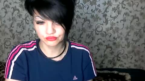 black_hot_01 online show from 11/30/25, 02:04