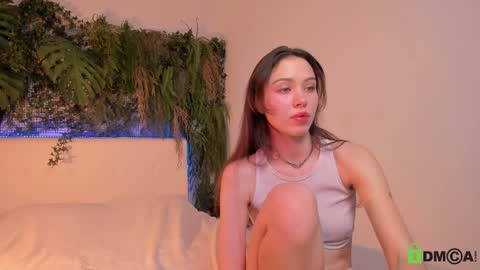 Snapshot of black_jenny chatting on 12/01/24, 04:29 Jenny online show from 12/01/24, 04:29
