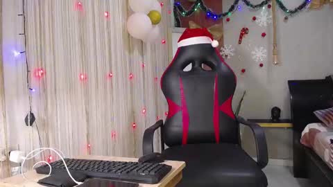 Snapshot of black_king_241 chatting on 11/27/25, 02:57 black_king_241 online show from 11/27/25, 02:57