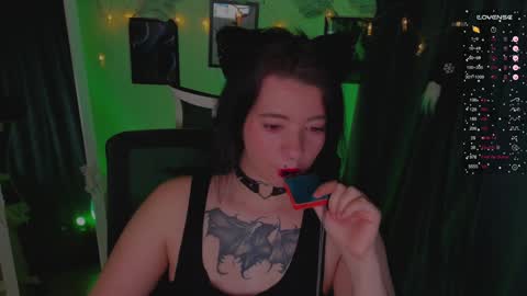  Black Kittie    Wednesday - 1300 - 1900 GMT help me get 100 thumbs up online show from 12/18/24, 02:06