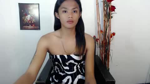 Snapshot of black_nympha chatting on 09/23/25, 01:19 Nympha online show from 09/23/25, 01:19