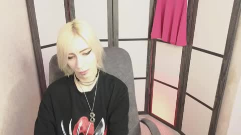 Snapshot of black_orchides chatting on 06/01/26, 08:38 Emily online show from 06/01/26, 08:38