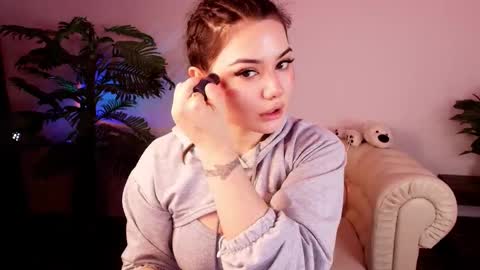 Mon Mon online show from 02/18/26, 02:40