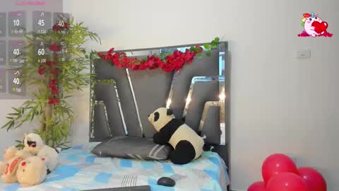 Snapshot of black_rose02 chatting on 02/16/25, 11:59 B L A C K R O S E online show from 02/16/25, 11:59