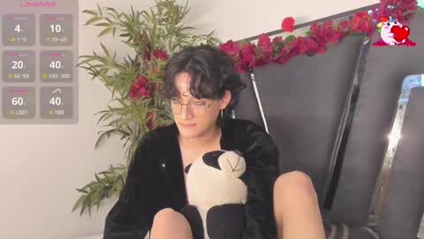 Snapshot of black_rose02 chatting on 03/02/25, 02:43 B L A C K R O S E online show from 03/02/25, 02:43