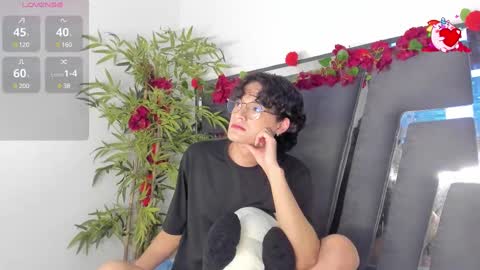 Snapshot of black_rose02 chatting on 03/07/25, 02:34 B L A C K R O S E online show from 03/07/25, 02:34