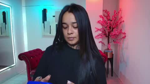 Rousse  online show from 04/01/26, 04:02