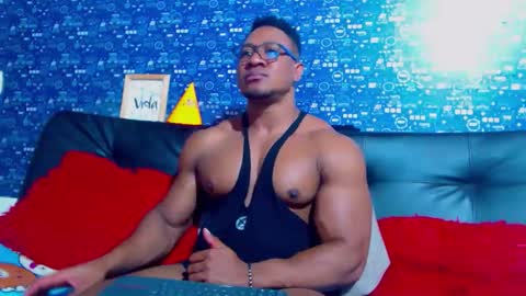 duglas online show from 12/14/25, 07:18