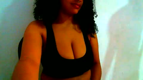 blackandwhitesex0123 online show from 03/18/26, 03:04
