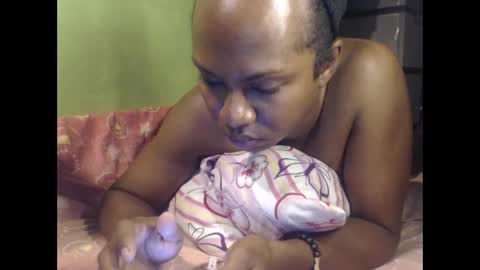 Snapshot of blackasiancockts chatting on 05/01/26, 02:27 Crystal online show from 05/01/26, 02:27