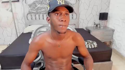 Snapshot of blackbiecock chatting on 02/28/25, 07:15 blackbiecock online show from 02/28/25, 07:15