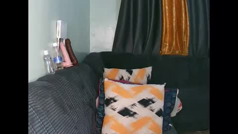 candy online show from 04/08/26, 06:35