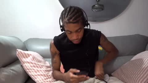 BlackBullTitus online show from 10/06/25, 10:18