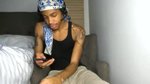 Snapshot of blackbulltitus chatting on 04/30/26, 12:39 BlackBullTitus online show from 04/30/26, 12:39