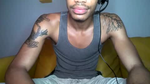 Snapshot of blackbulltitus chatting on 08/07/26, 04:47 BlackBullTitus online show from 08/07/26, 04:47