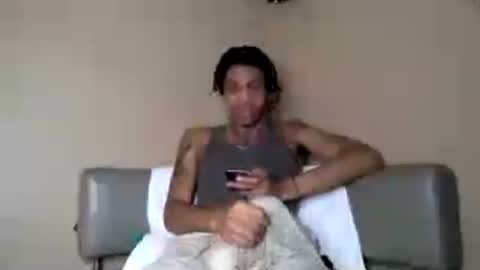 Snapshot of blackbulltitus chatting on 08/10/26, 03:21 BlackBullTitus online show from 08/10/26, 03:21