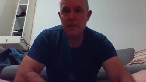 Snapshot of blackdog71 chatting on 01/07/25, 12:52 blackdog71 online show from 01/07/25, 12:52