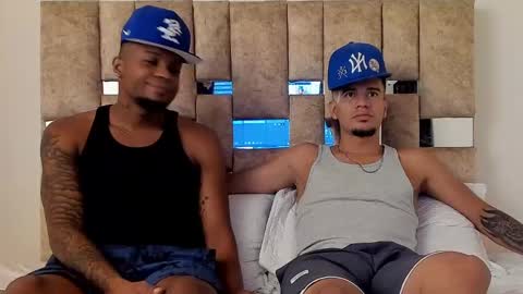 Snapshot of blackdreams1__ chatting on 12/17/24, 10:54 Black Dreams online show from 12/17/24, 10:54