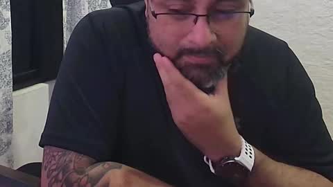 blackfirebird online show from 10/29/25, 01:41