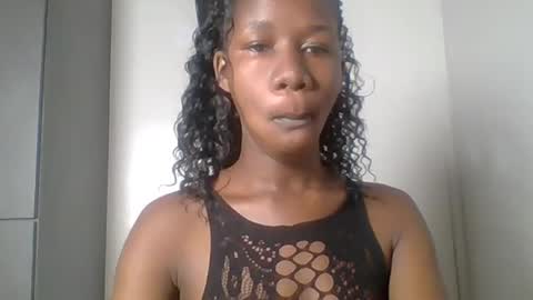 Snapshot of blackie_divaa chatting on 06/20/26, 05:32 divaa online show from 06/20/26, 05:32