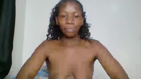 Snapshot of blackie_divaa chatting on 07/20/26, 10:39 divaa online show from 07/20/26, 10:39