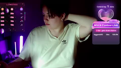 Snapshot of blackkvelvet chatting on 12/20/25, 11:01 BlackkVelvet online show from 12/20/25, 11:01